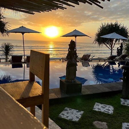 Twilight Ceningan Hotel Lembongan Kültér fotó