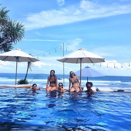 Twilight Ceningan Hotel Lembongan Kültér fotó