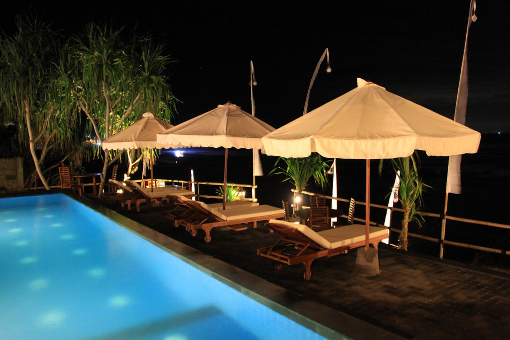 Twilight Ceningan Hotel Lembongan Kültér fotó