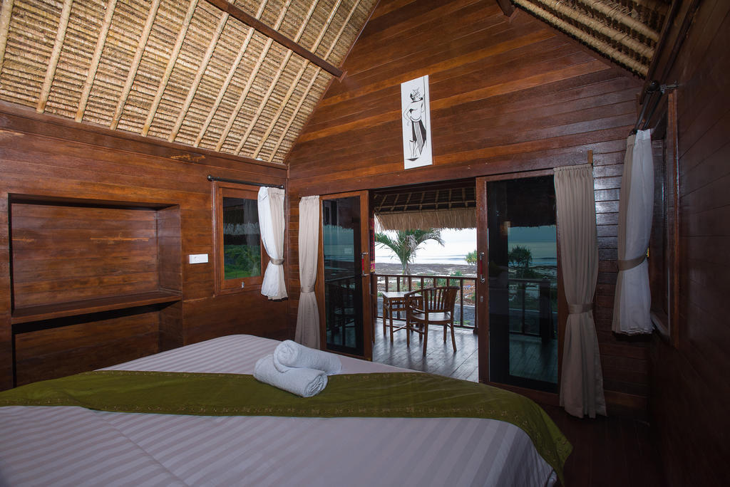 Twilight Ceningan Hotel Lembongan Szoba fotó