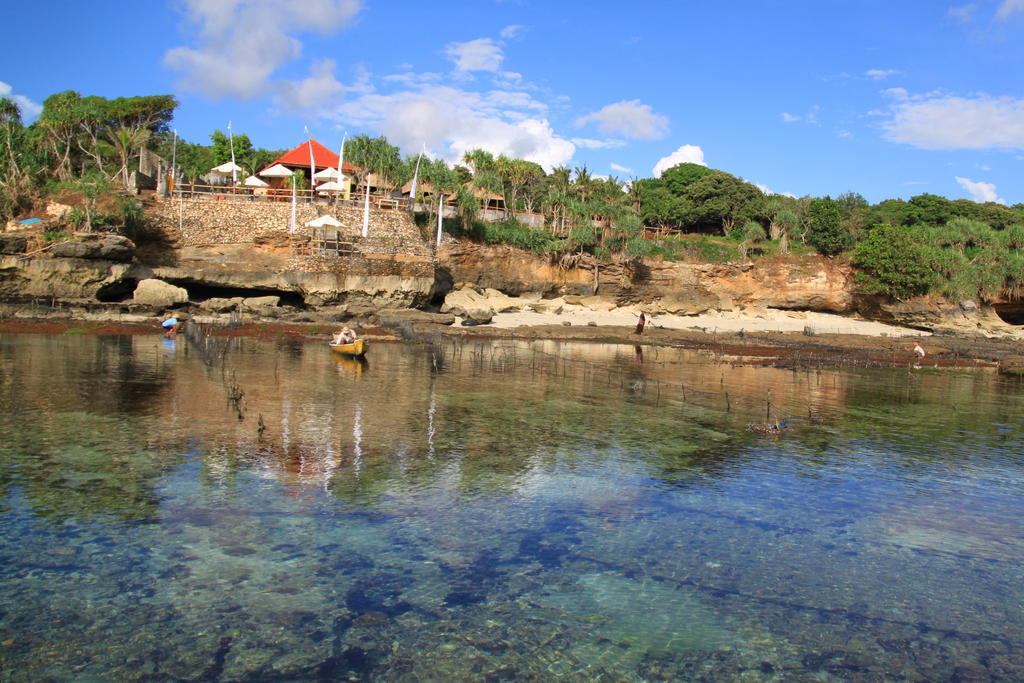 Twilight Ceningan Hotel Lembongan Kültér fotó