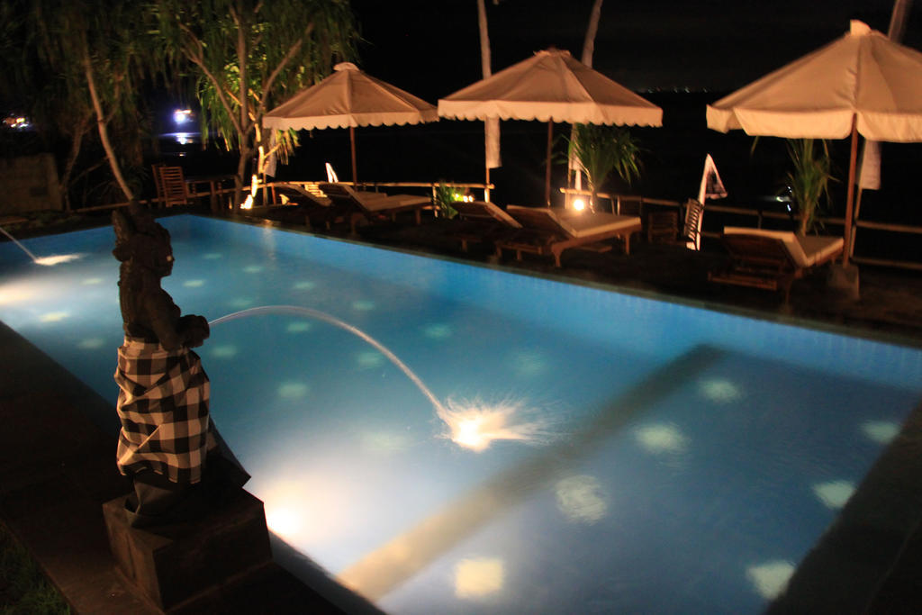 Twilight Ceningan Hotel Lembongan Kültér fotó